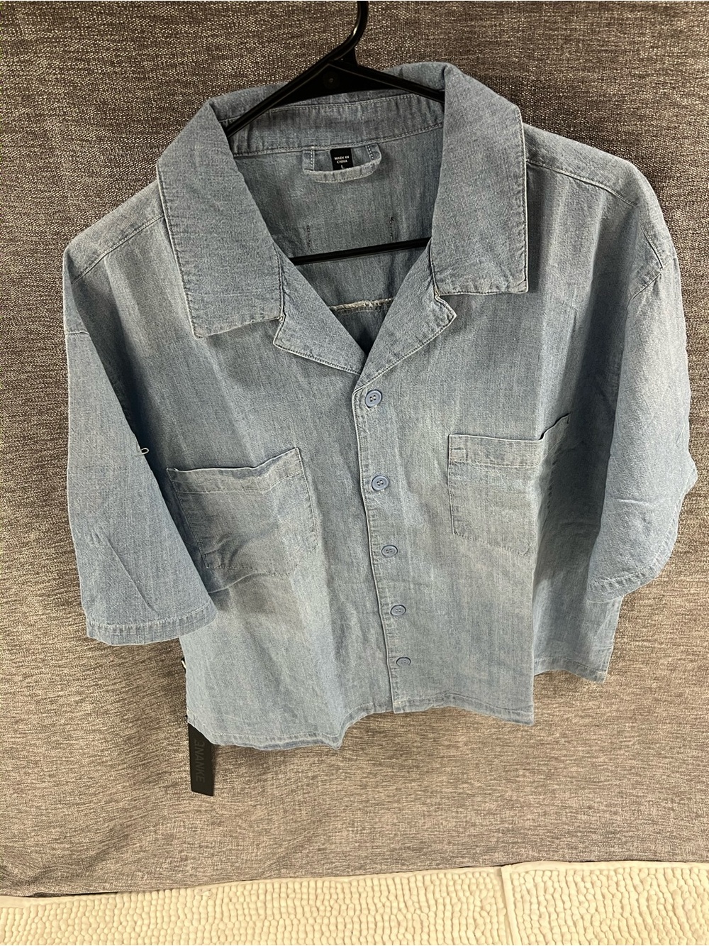 ANANKE Relaxed Light Blue Short-Sleeve Button-Down Shirt